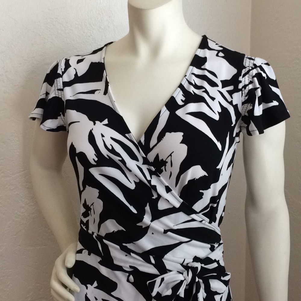 Ann Taylor wrap dress with ties in bold print